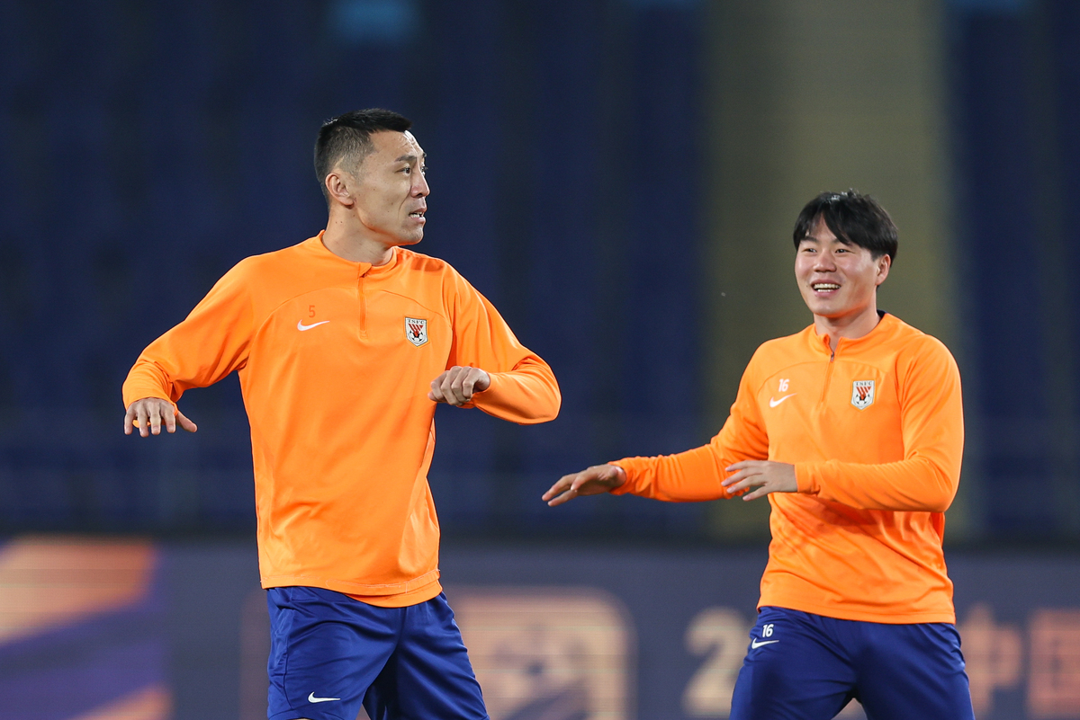 BB体育- 意甲赛程吃紧；山东泰山关键时刻单刀错失；信心回归；球队文化再被提及